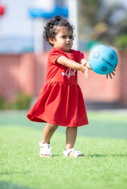 武汉女足2-0东孟加拉女足提前出线，王霜双响，奥乌苏屡失良机